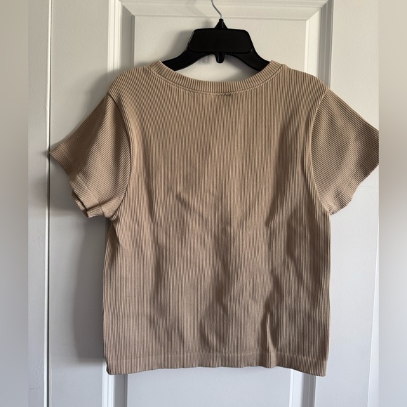 Old Navy Tan Ribbed Short Sleeve Top - Picture 2 of 4